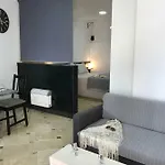Apartament Loft Arco Del Cristo. Caces