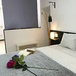 Apartament Loft Arco Del Cristo. *
