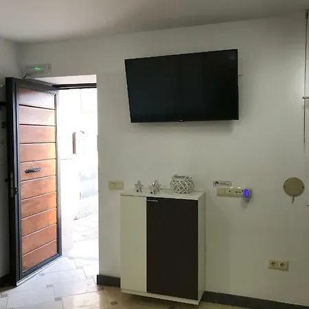 Loft Arco Del Cristo. Apartamento Caces