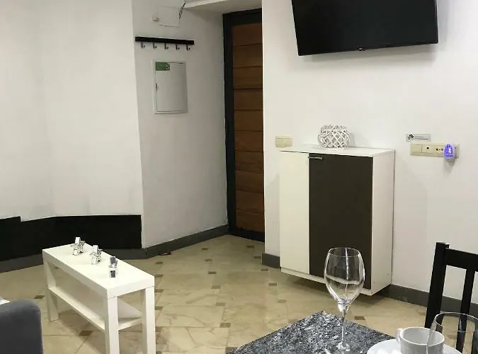 Апартаменты Loft Arco Del Cristo.